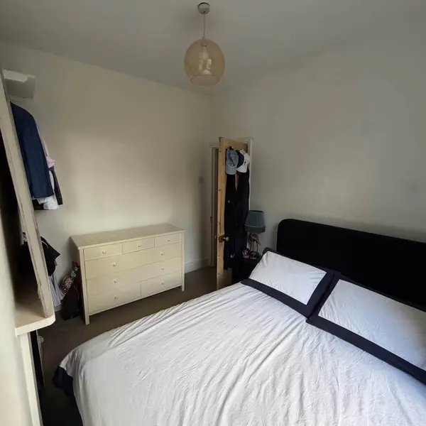 Ashbury Rd, London SW11 5UW, UK