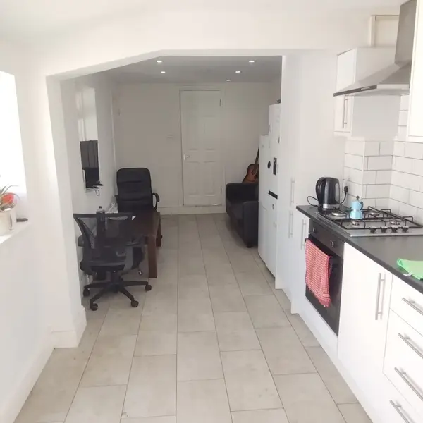 London E7, UK