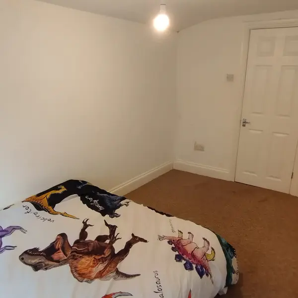 London E7, UK